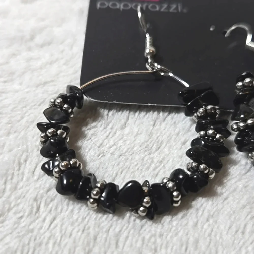 #410 NWT Paparazzi fashion earring